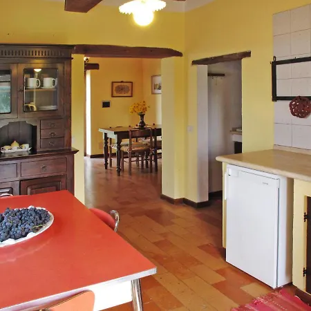 Apartament A Casa Di Nadia By Interhome